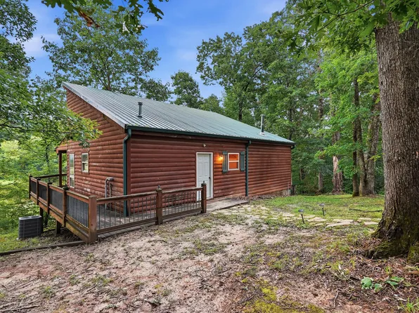 121 County Road 110, Fayette, MO 65248