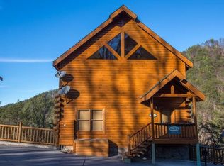 848 Black Bear Cub Way, Sevierville, TN 37862