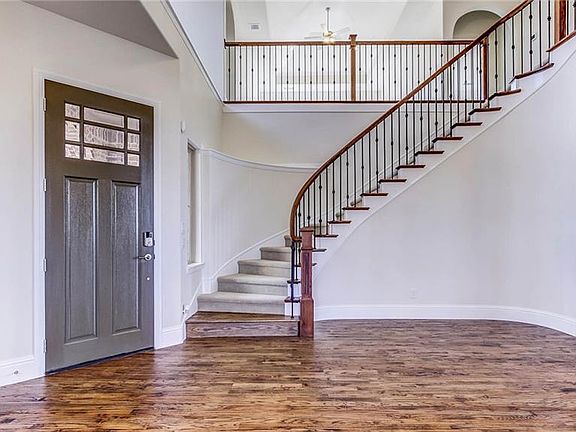 3rd image of 4220 Porosa Ln