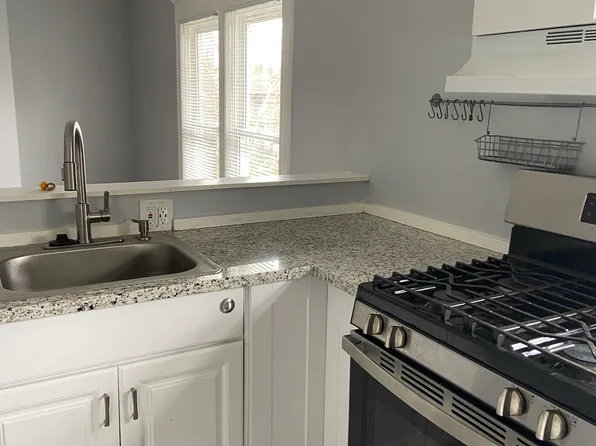 1610 SE 35th Pl APT 2, Portland, OR 97214