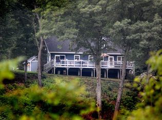 3924 River Rd, Equinunk, PA 18417