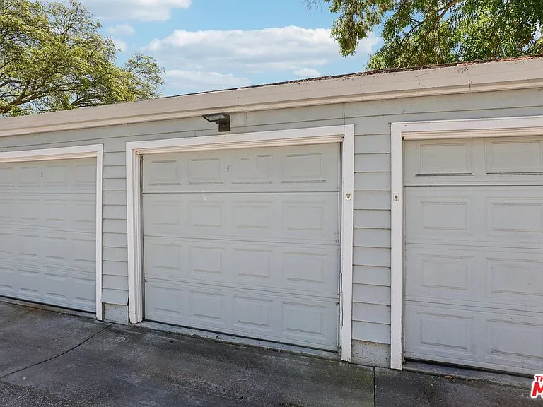 1706 Bevin Brook Dr — Photo 25