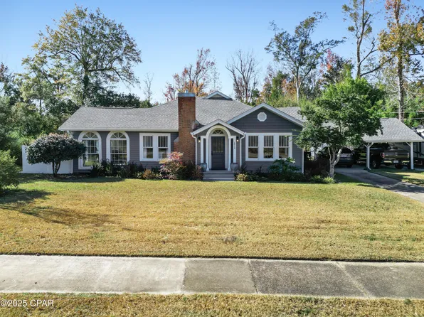 16116 SE Pear St, Blountstown, FL 32424