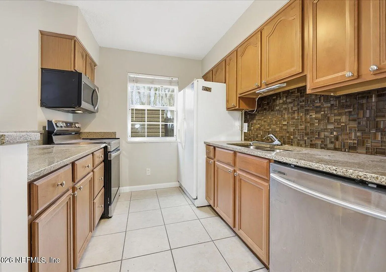 4810 Windrush Ln — Photo 3