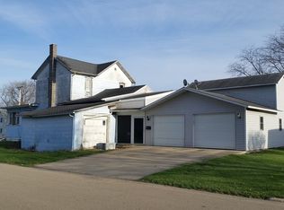 1902 Stroble Ave, Mendota, IL 61342