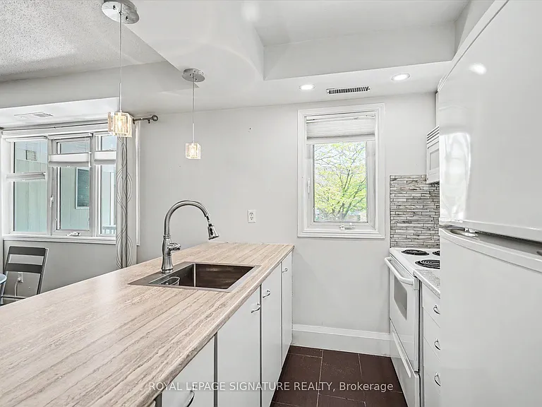 101 Bristol Rd E #221 — Photo 8