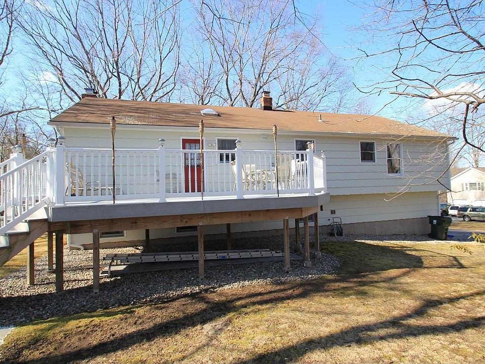 2nd image of 72 Morehouse Dr