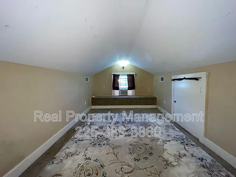 755 Arlington Ave — Photo 23