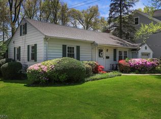 1710 Ramapo Way, Scotch Plains, NJ 07076