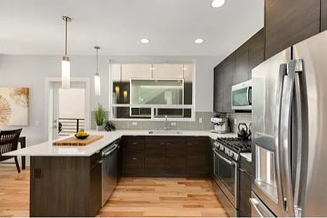 3 bed, 1420 sqft, $3,800 — Photo 3