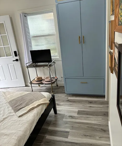3410 Crest Dr — Photo 5
