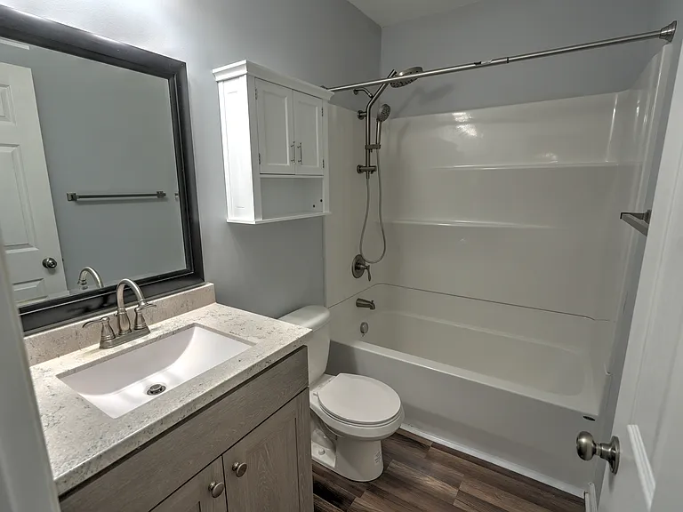 516 N Logan St — Photo 18