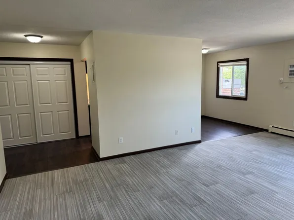 1315 Dowling Ave N, 1315 Dowling Ave N APT 309, Minneapolis, MN 55412