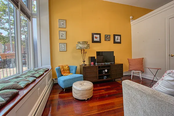 Rented by Douglas Elliman | media 21