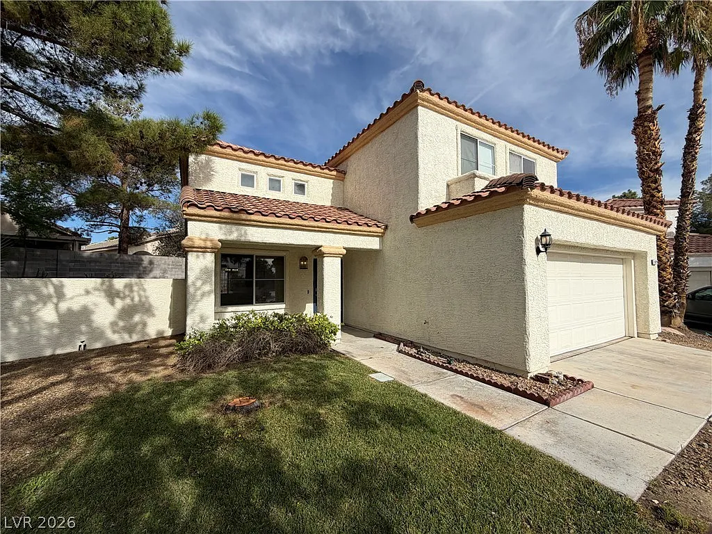 3 bed, 2.5 bath, 1755 sqft, $2,195 — Photo 2