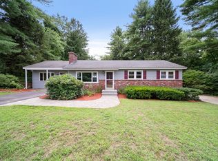 29 Biscayne Dr, Chelmsford, MA 01824