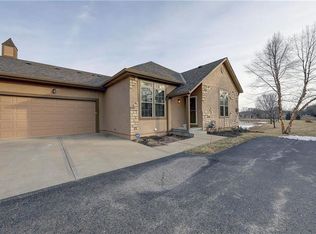 15632 S Church St UNIT 1302, Olathe, KS 66062