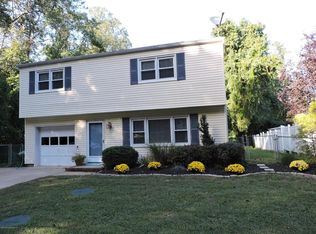 331 Hillside Ave, Atlantic Highlands, NJ 07716