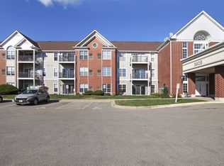 6905 67th St UNIT 103, Kenosha, WI 53142