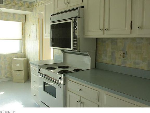4th image of 2202 Acacia Park Dr APT 2407B