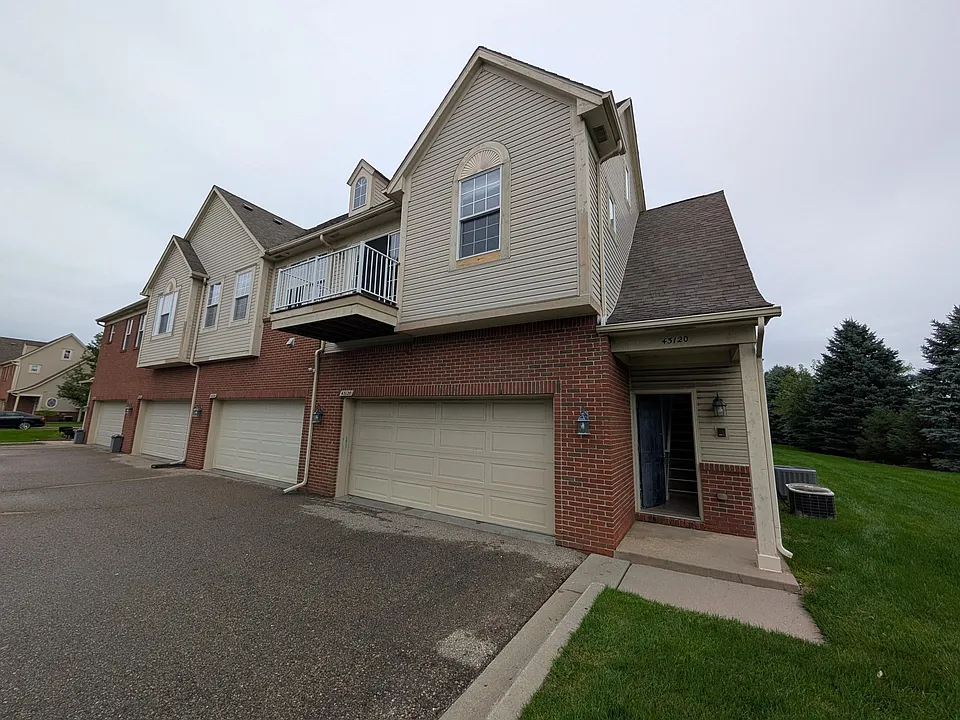 43120 Pendleton Cir