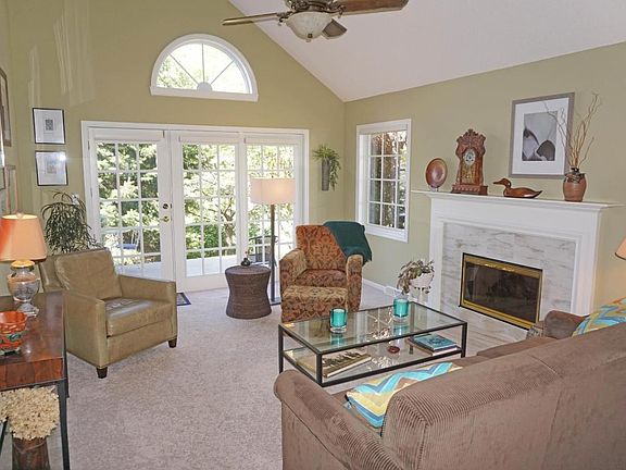 4th image of N21W24248 Cumberland Dr #26J