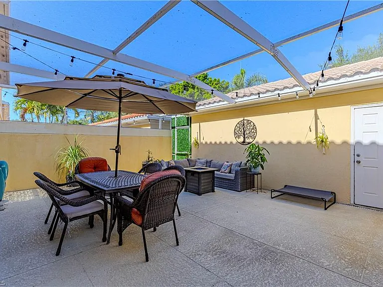28572 Alessandria Cir SW — Photo 21