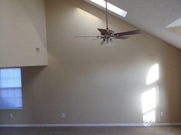 5th image of 225 Nicole Blvd