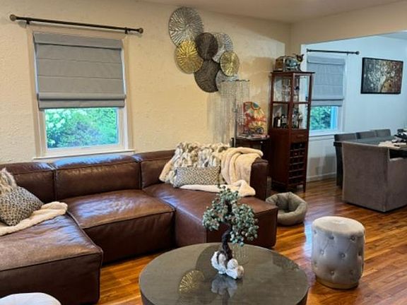 5th image of 3530 Long Beach Road #1