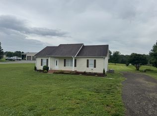 1087 Mount Vernon Rd, Bethpage, TN 37022