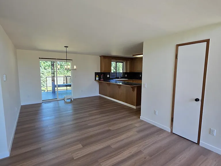 14818 Seattle Hill Rd — Photo 6