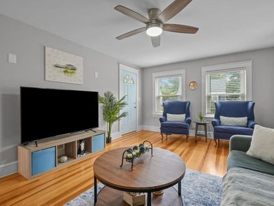 95 Arcadia Ave, Cranston, RI, 02910