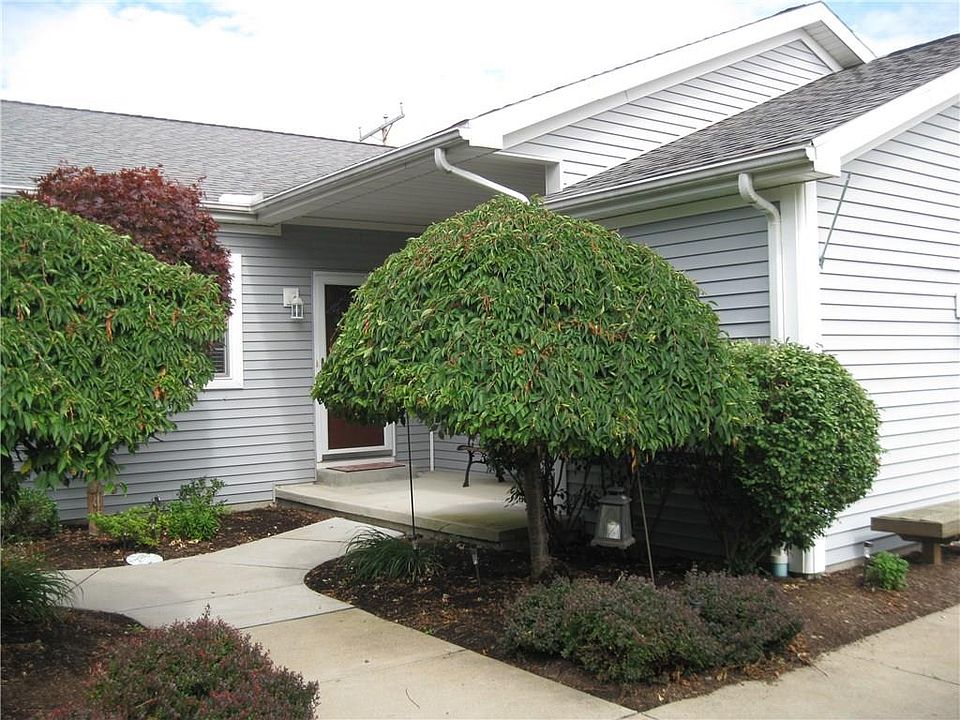1st image of 7500 Anchor Dr #1
