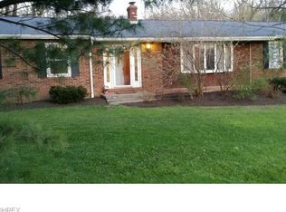 11555 Upper Chelsea Dr, Chardon, OH 44024