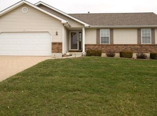 109 Excalibur Blvd, Troy, MO 63379