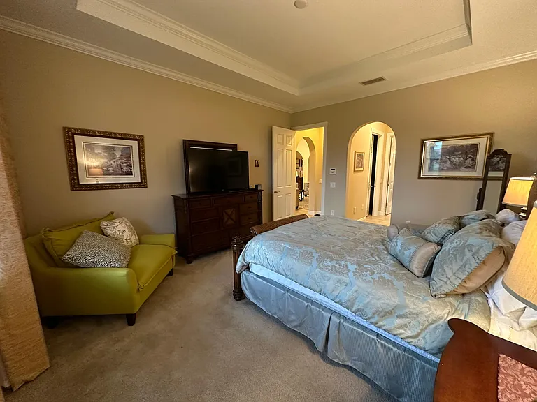 10153 Belcrest Blvd — Photo 9