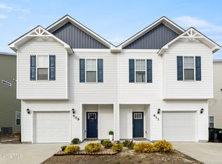 409 Vandemere Court, Holly Ridge, NC 28445