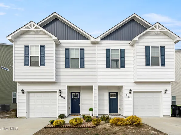 409 Vandemere Court, Holly Ridge, NC 28445