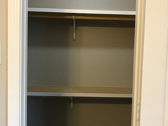 5th image of 420 S Landry Dr APT A