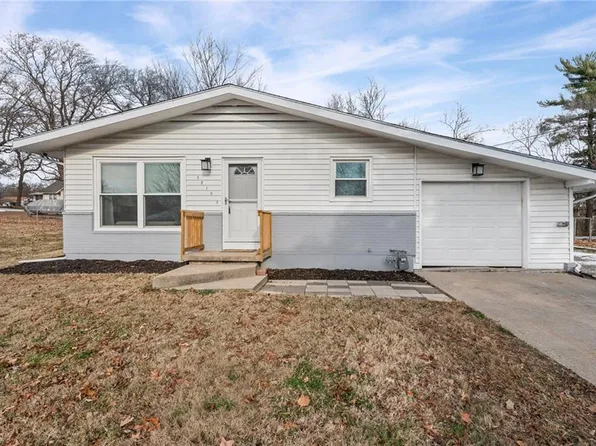 5814 Parkview Ave, Kansas City, KS 66104