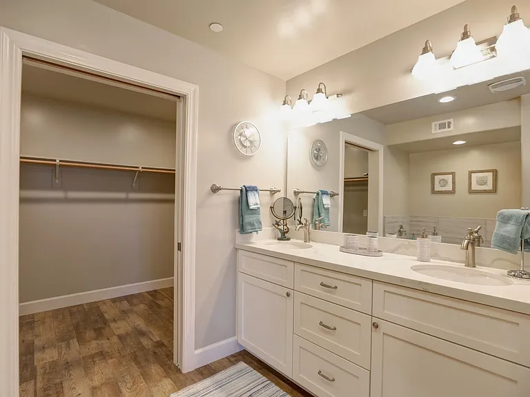 101 Greve Pl — Photo 29