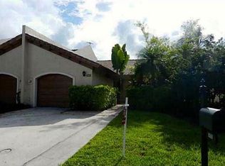 8569 SW 115th Pl, Miami, FL 33173