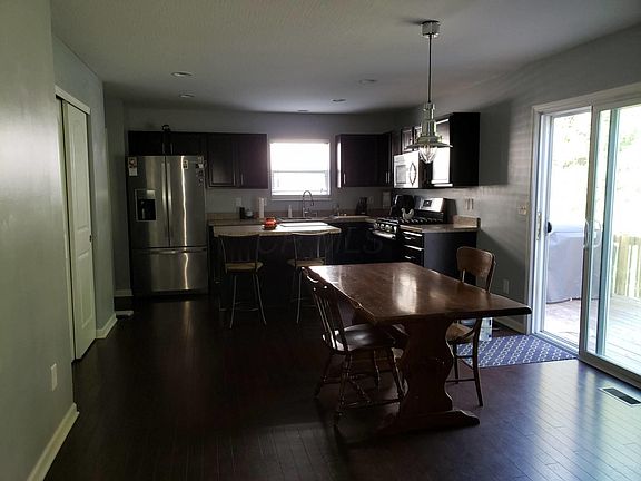 4th image of 7937 Champaign Dr