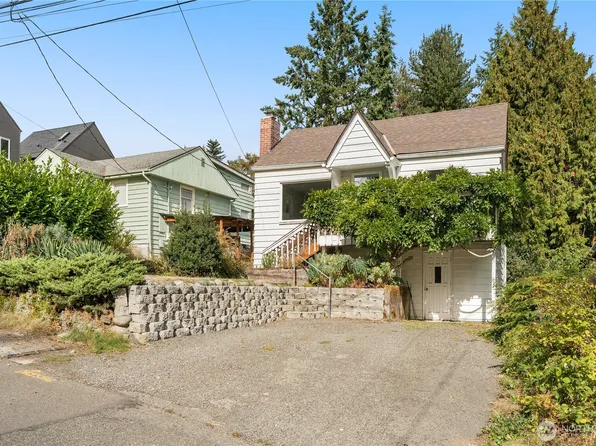 1522 NE 97th St LOWER, Seattle, WA 98115