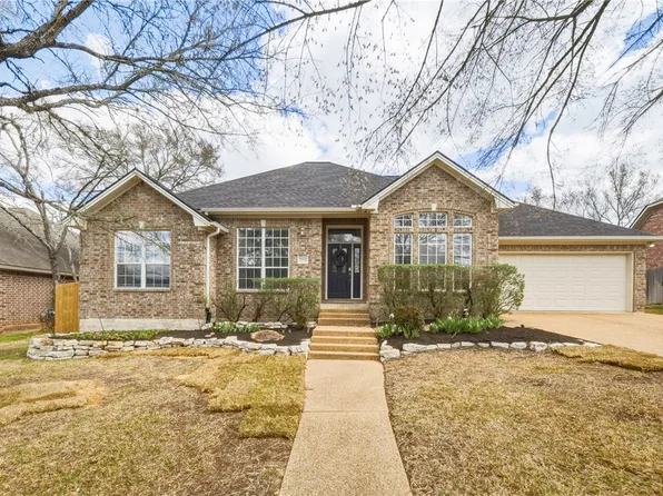 2006 Ravenstone Loop, College Station, TX 77845