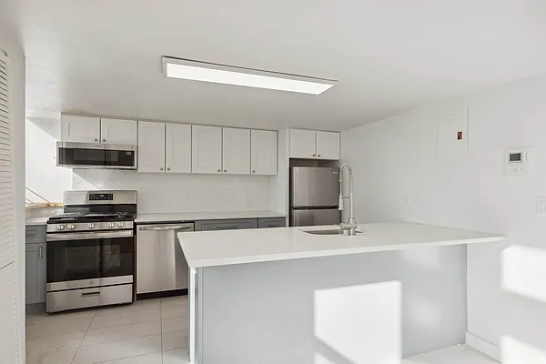 Sold by Corcoran | media 3