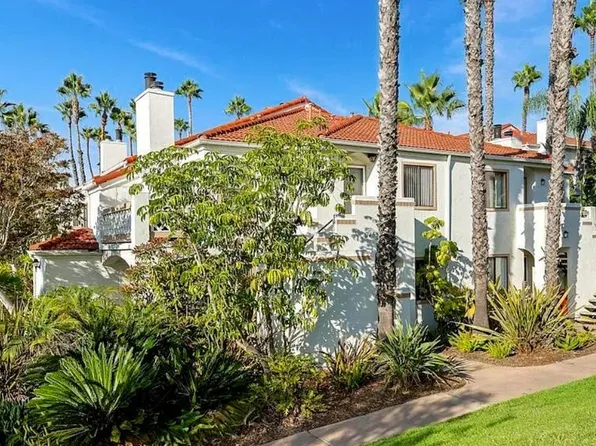 9459 Fairgrove Ln Unit 204, San Diego, CA 92129