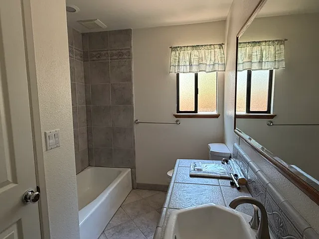 711 Graham Hill Rd — Photo 27