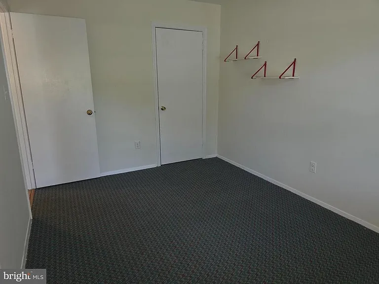 3301 Heidi Ln — Photo 11
