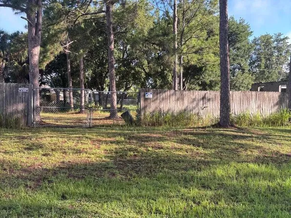 735 Carousel Street SE, Palm Bay, FL 32909